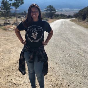 Meet your Posher, Alyssa